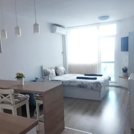 Dream Studio With Parkplace Apartment *